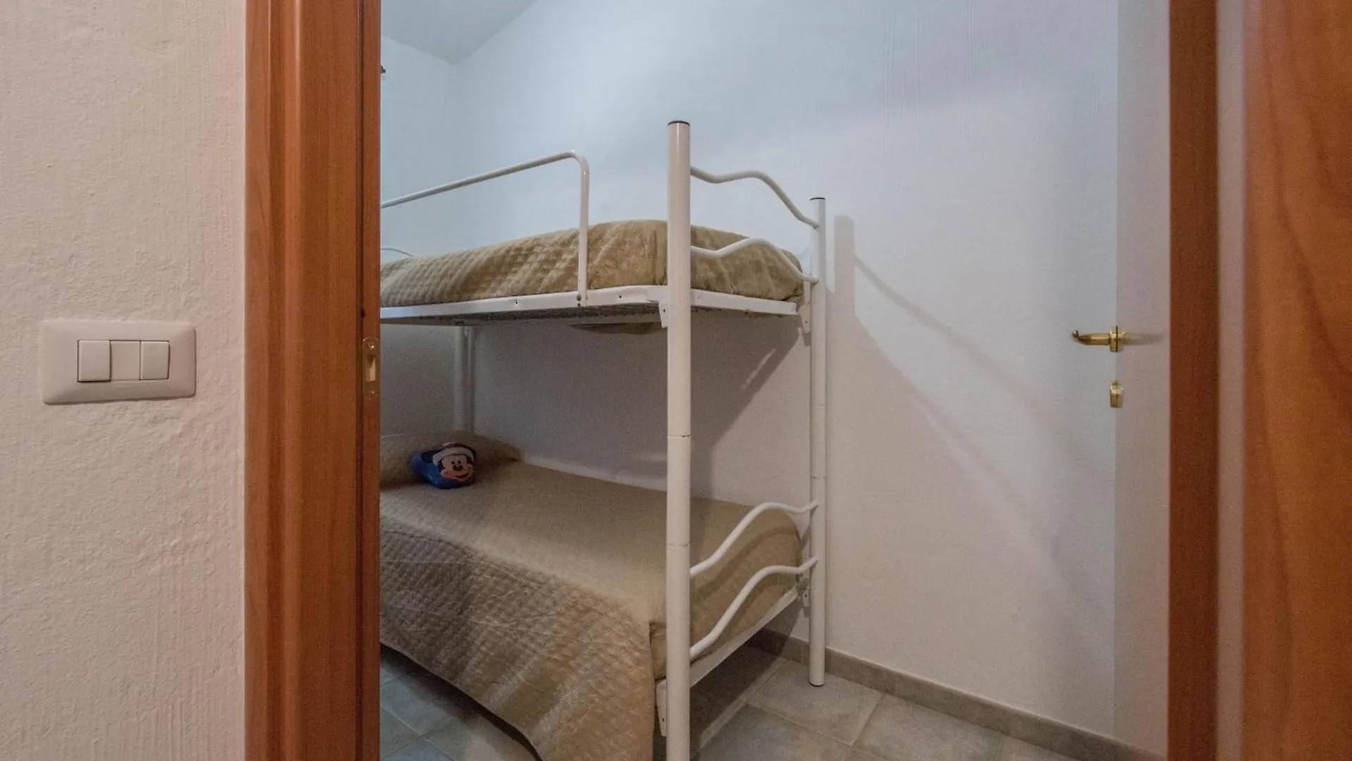 Сasa de vacaciones Villa Su Leonaxi Tertenìa