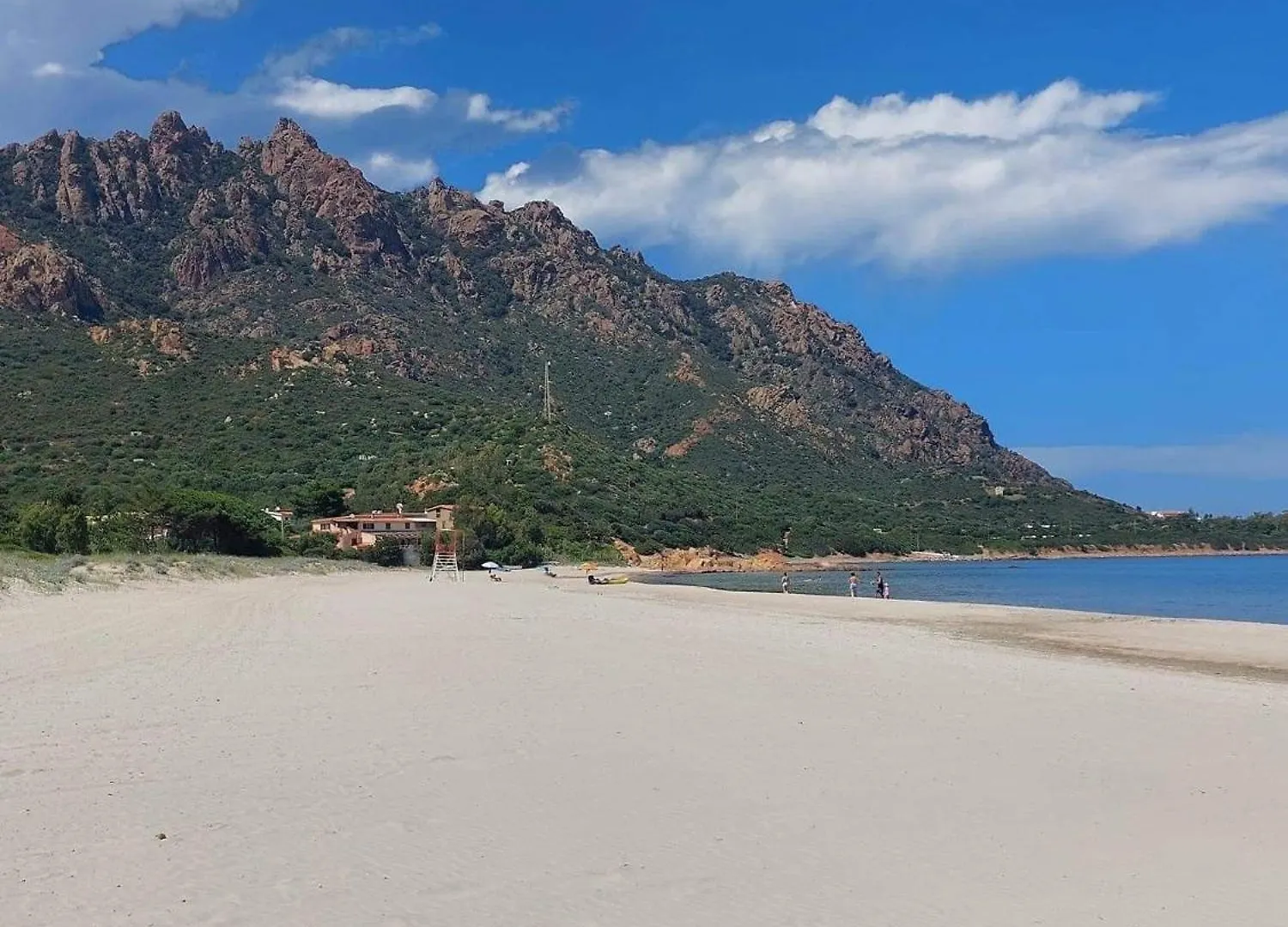 Сasa de vacaciones Villa Su Leonaxi Tertenìa